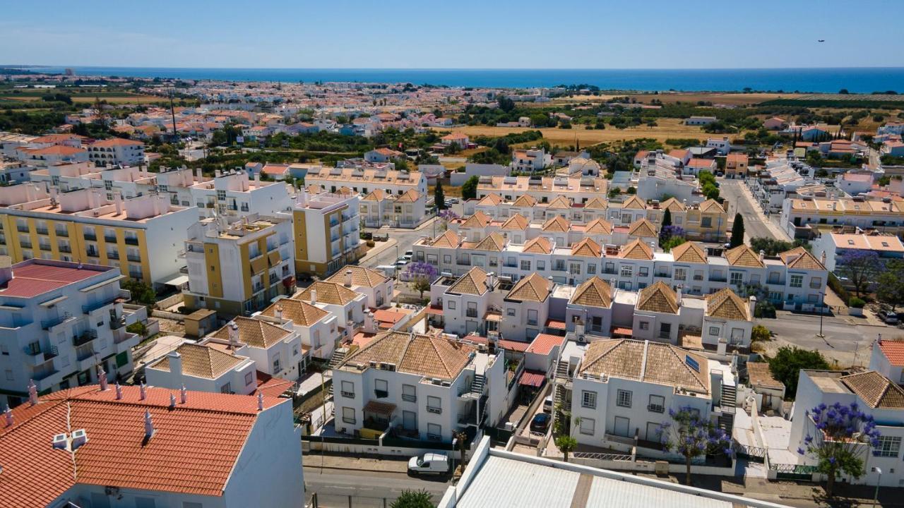 Luminous 3Bdr Apartment W/Balcony By Lovelystay Vila Nova de Cacela Exterior photo